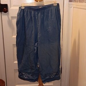 City Blues by Koret XL denim Capri